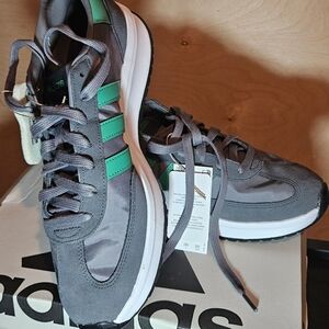 New Mens US size 11 ½ Cloudfoam Grey Adidas Originals trainers with teal